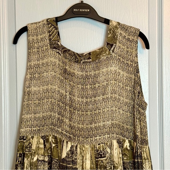 Elegant Green Maxi Dress - Picture 7 of 16